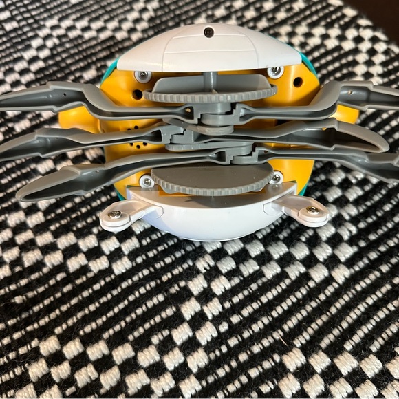 Crawling Crab Baby Toddler Toy - NWOT - Picture 4 of 6